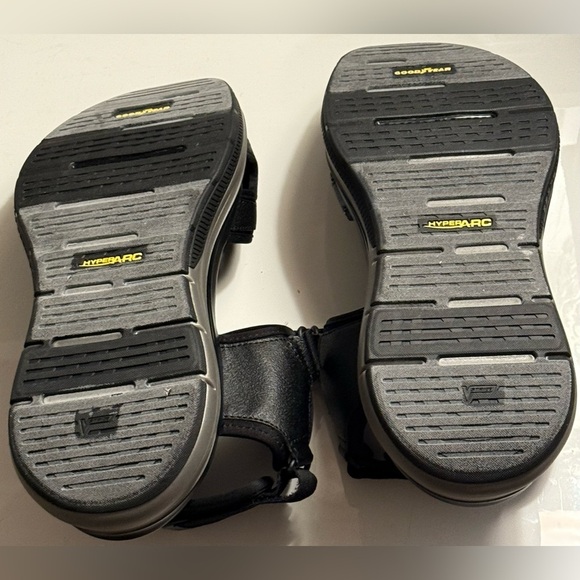Skechers GOwalk Arch Fit Sandals Men’s Size 12 Black Comfort Walking Sandals - Picture 7 of 7